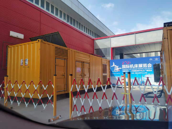 龙河镇出租发电机-柴油发电机和汽油发电机哪个更好一些？